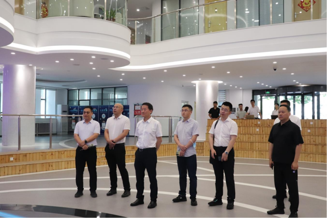 省尊龙凯时集团：“四个导向” 推动调查研究提质增效