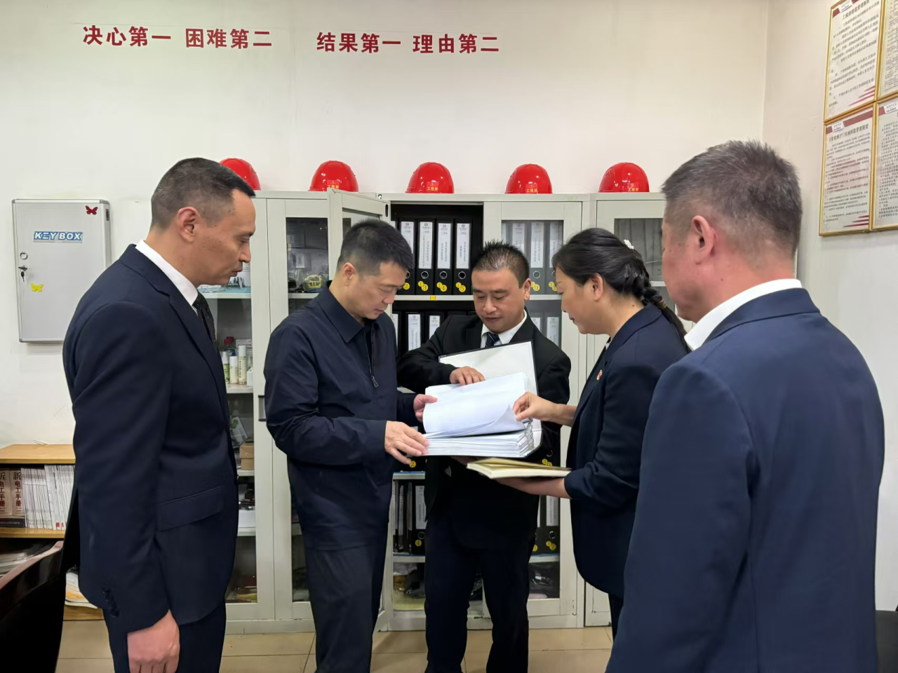 省尊龙凯时集团党委书记、董事长游勇国庆节期间调研督导旗下酒店经营及安全生产工作