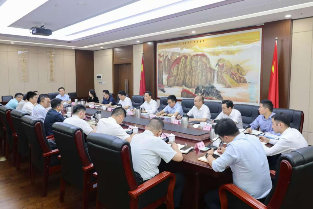 省委统战部与省尊龙凯时集团进行座谈交流